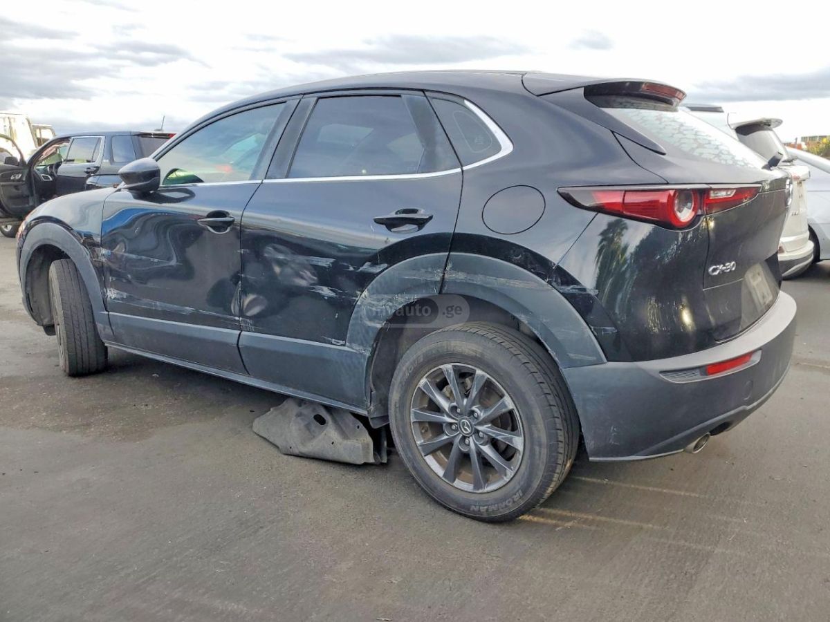 Mazda CX-30 - фото 2