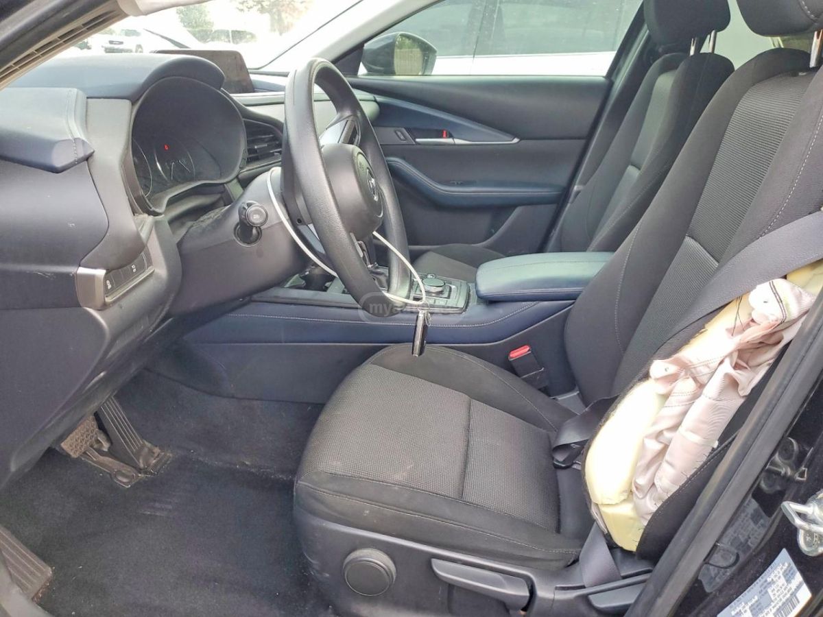 Mazda CX-30 - фото 7