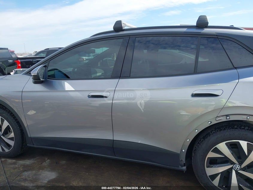 Volkswagen ID 4 - фото 15