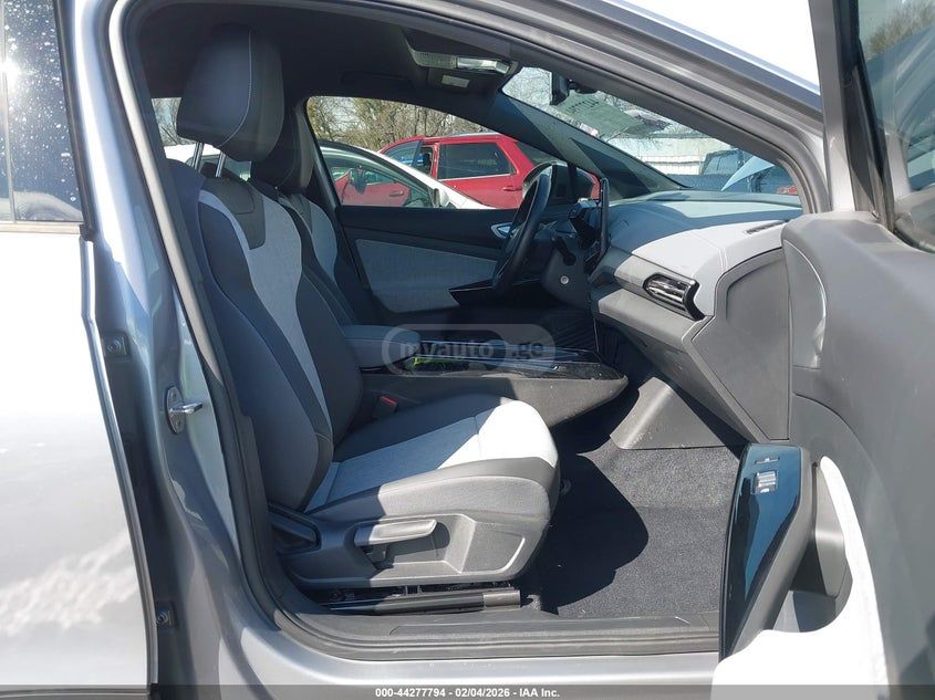 Volkswagen ID 4 - фото 5