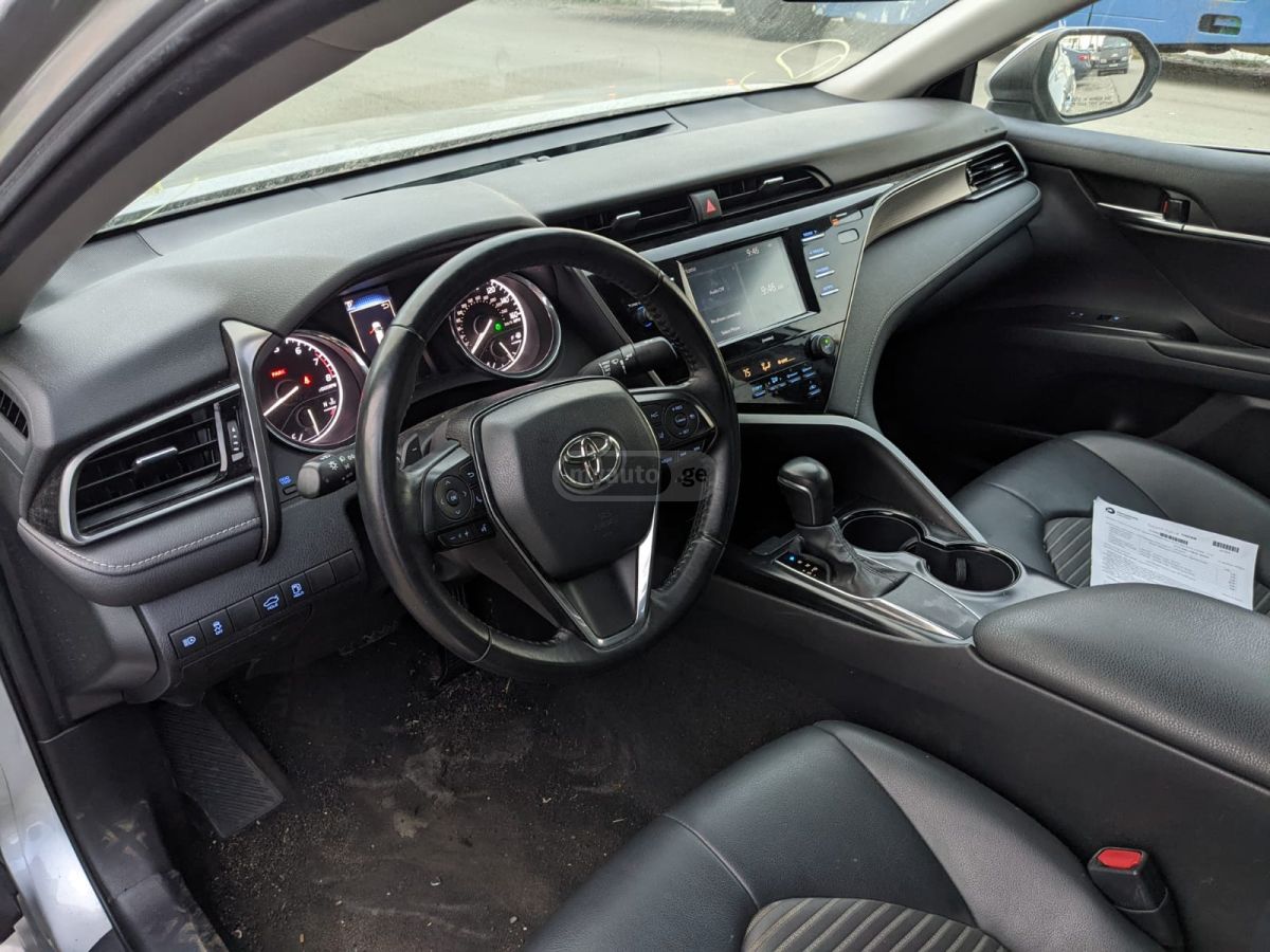 Toyota Camry - фото 15