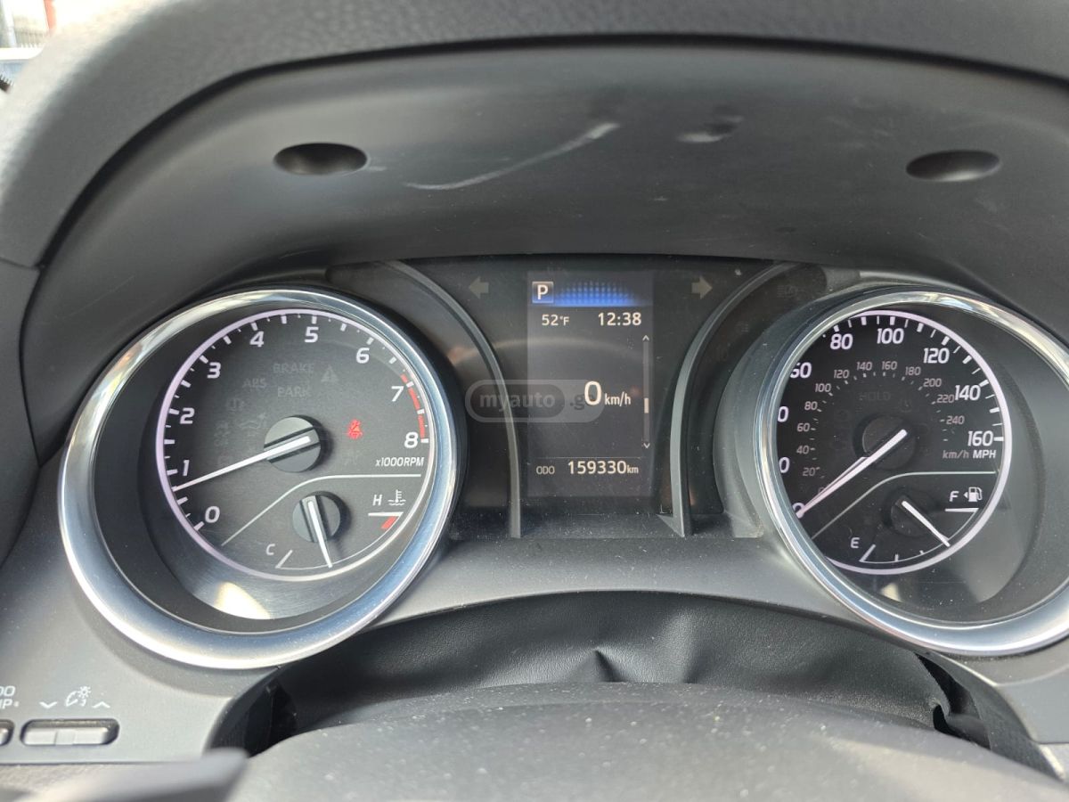 Toyota Camry - фото 9