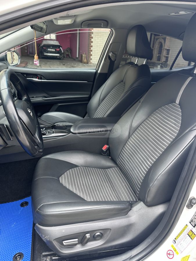 Toyota Camry - фото 9