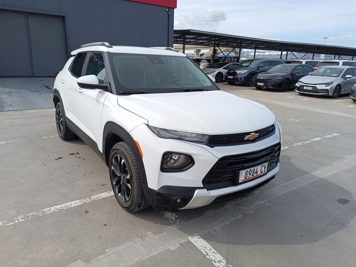 Chevrolet Trailblazer - фото 1