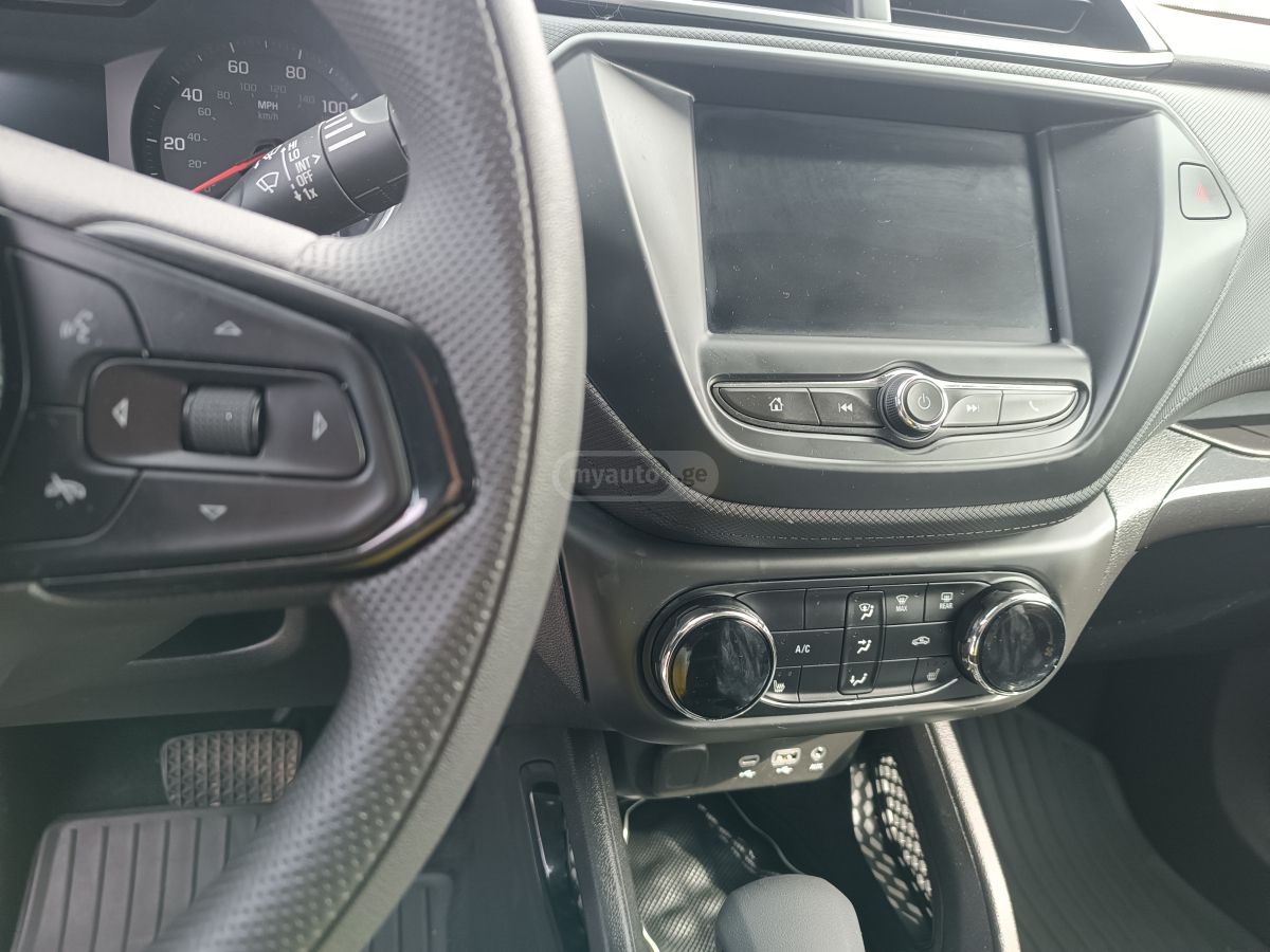 Chevrolet Trailblazer - фото 11