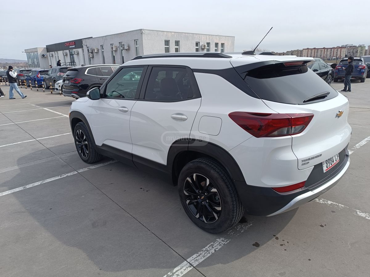 Chevrolet Trailblazer - фото 13
