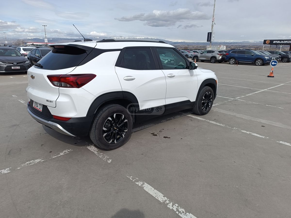Chevrolet Trailblazer - фото 15