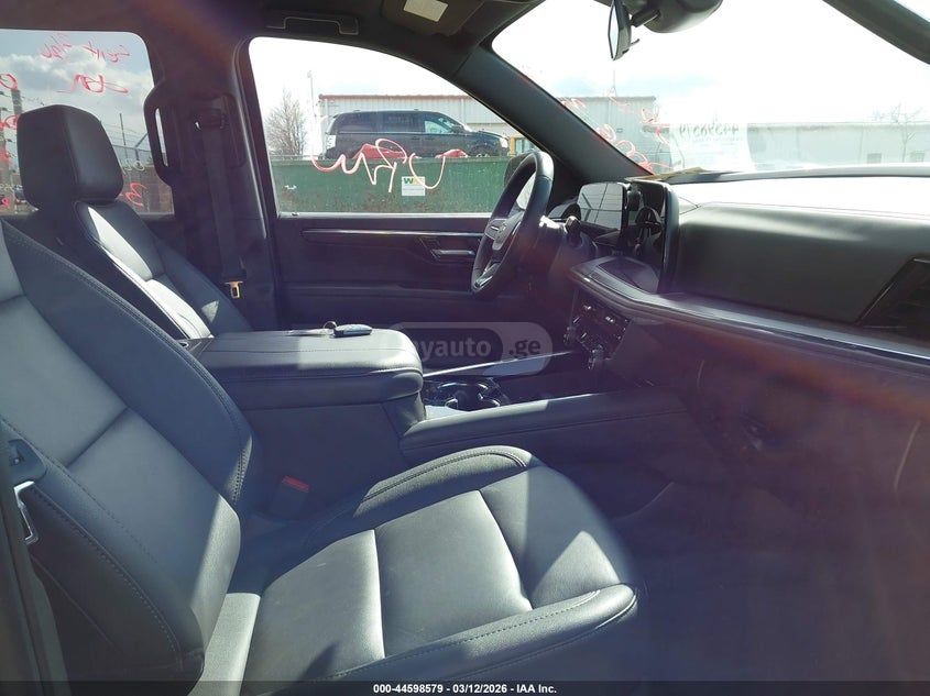 Chevrolet Tahoe 2025 — миниатюра 5