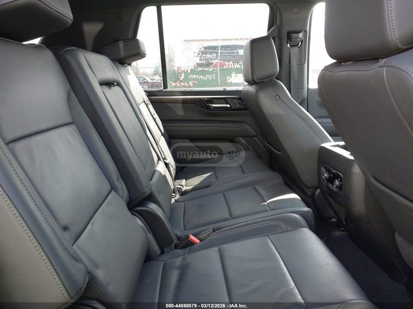 Chevrolet Tahoe 2025 — миниатюра 8