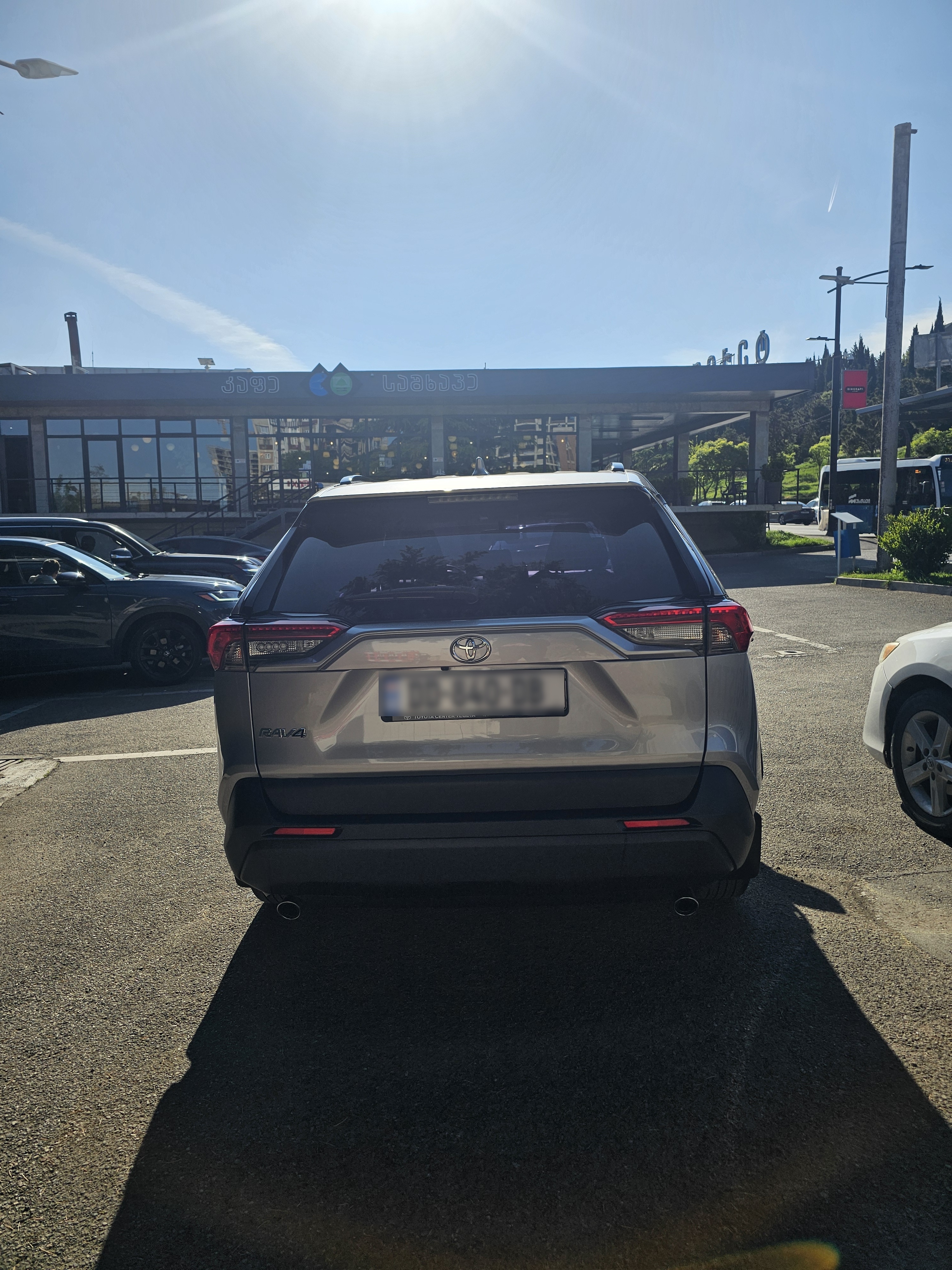 Toyota Rav 4 - фото 3
