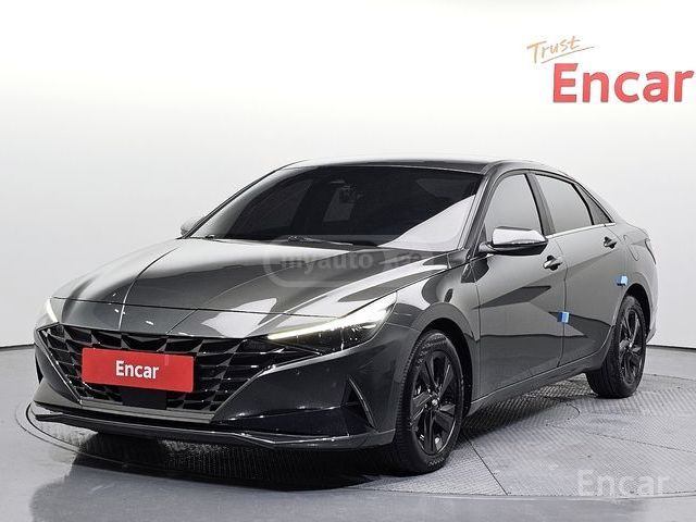 Hyundai Avante - фото 1