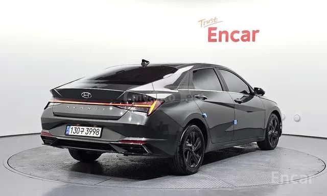 Hyundai Avante - фото 2