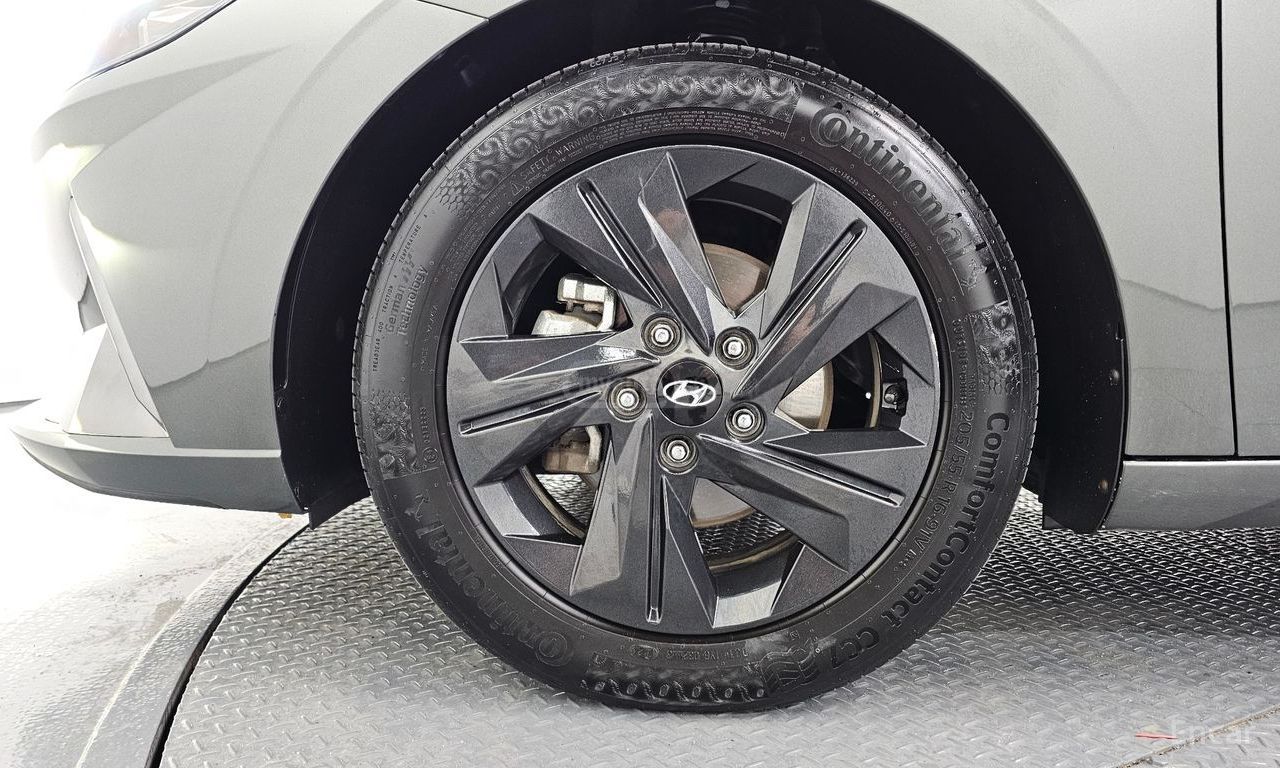 Hyundai Avante - фото 5
