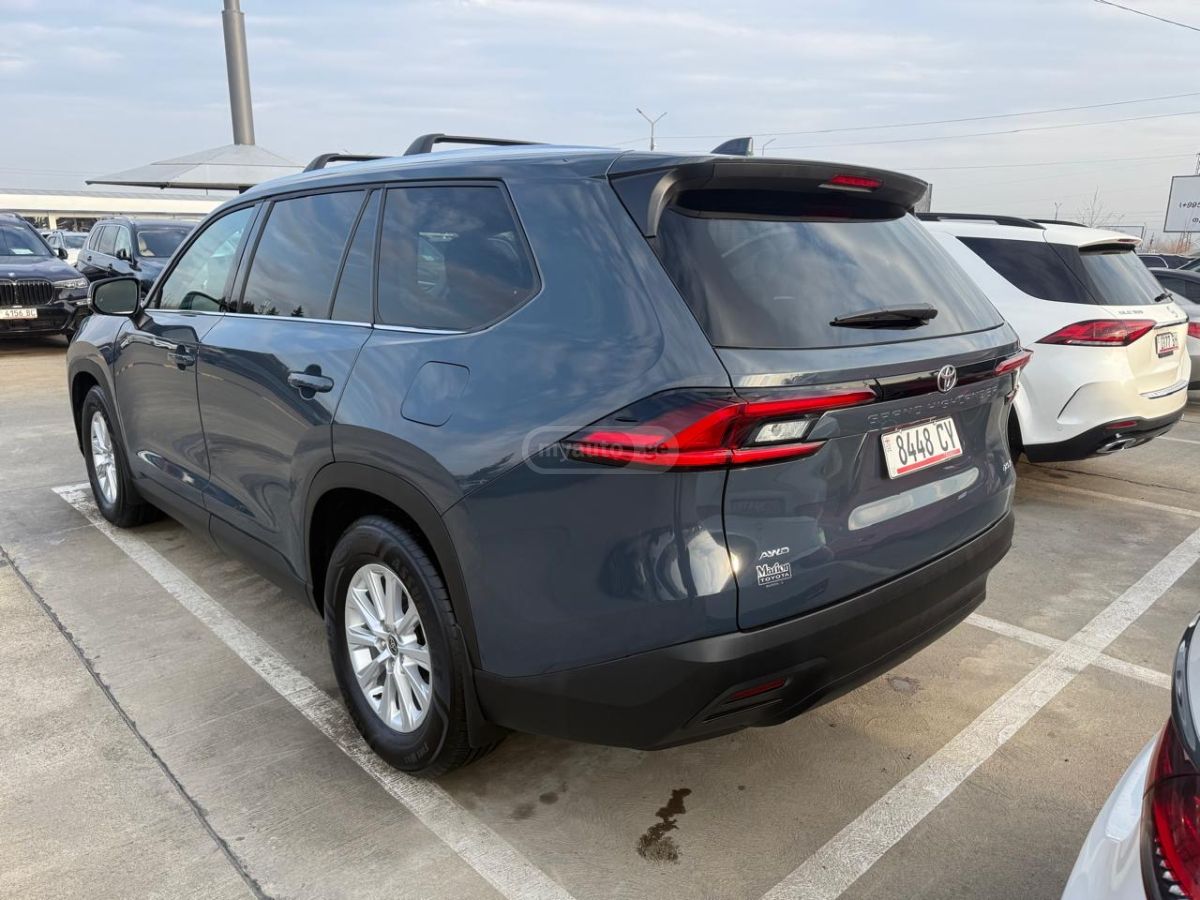 Toyota Grand Highlander - фото 13