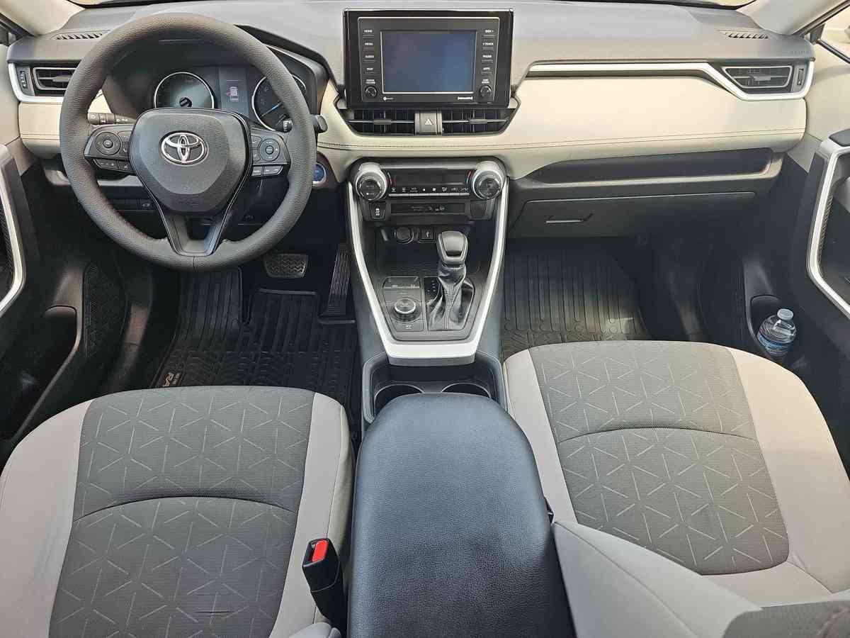 Toyota Toyota RAV4 — миниатюра 8