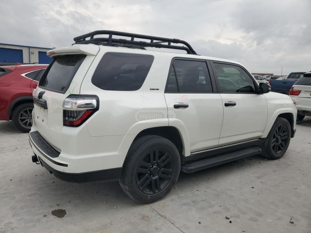 Toyota 4 Runner - фото 3