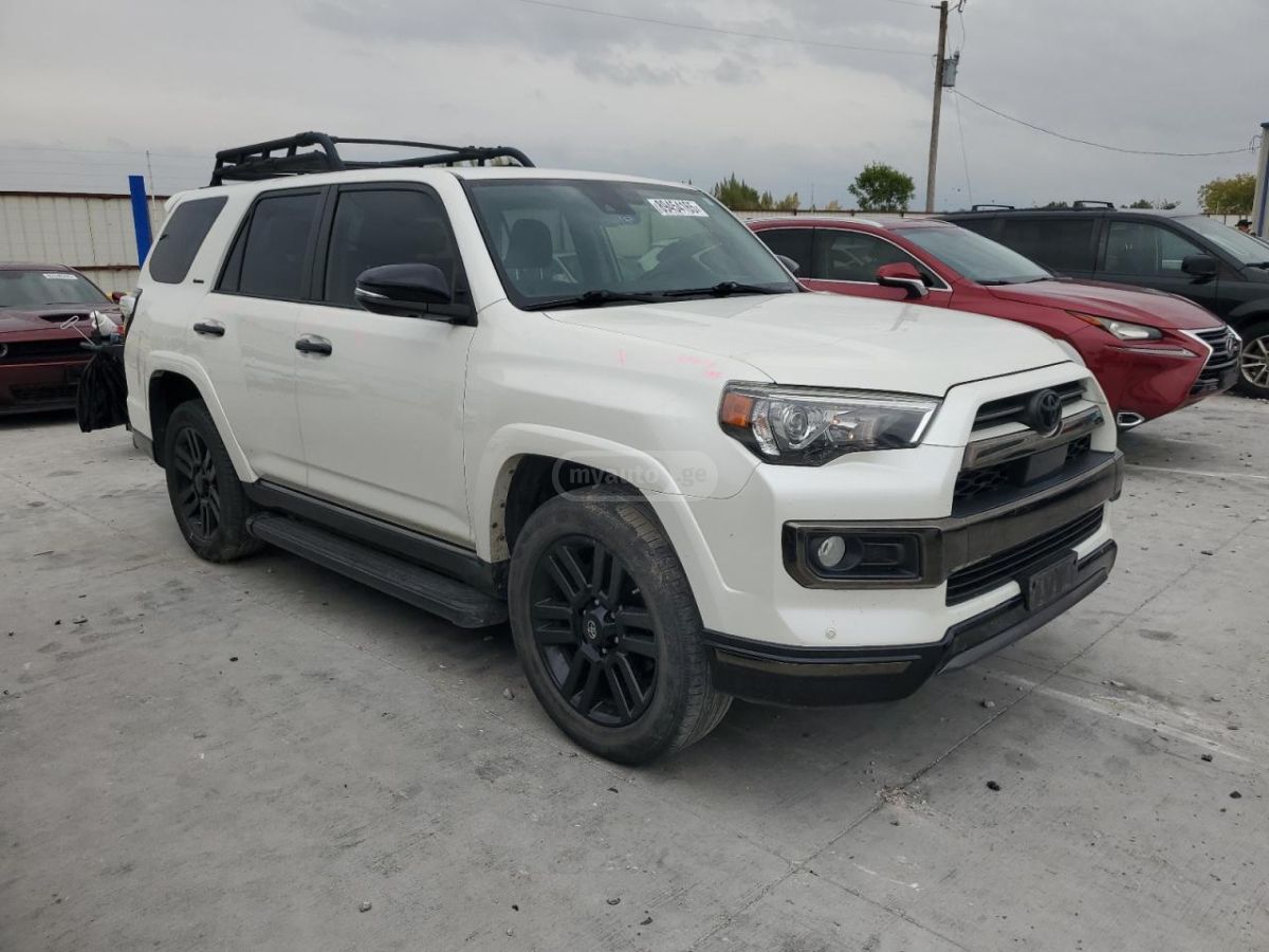 Toyota 4 Runner - фото 4
