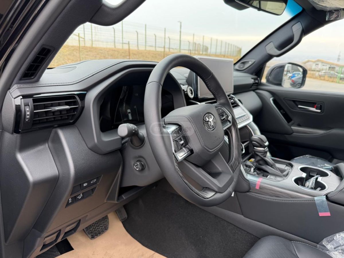 Toyota Land Cruiser - фото 10