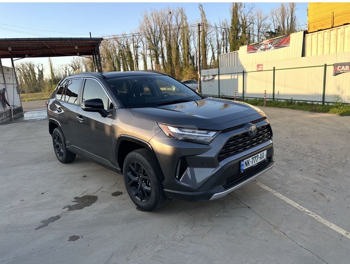 Toyota RAV 4 - фото 2