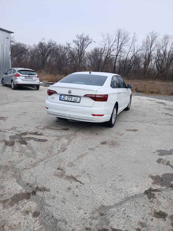 Volkswagen Jetta - фото 10