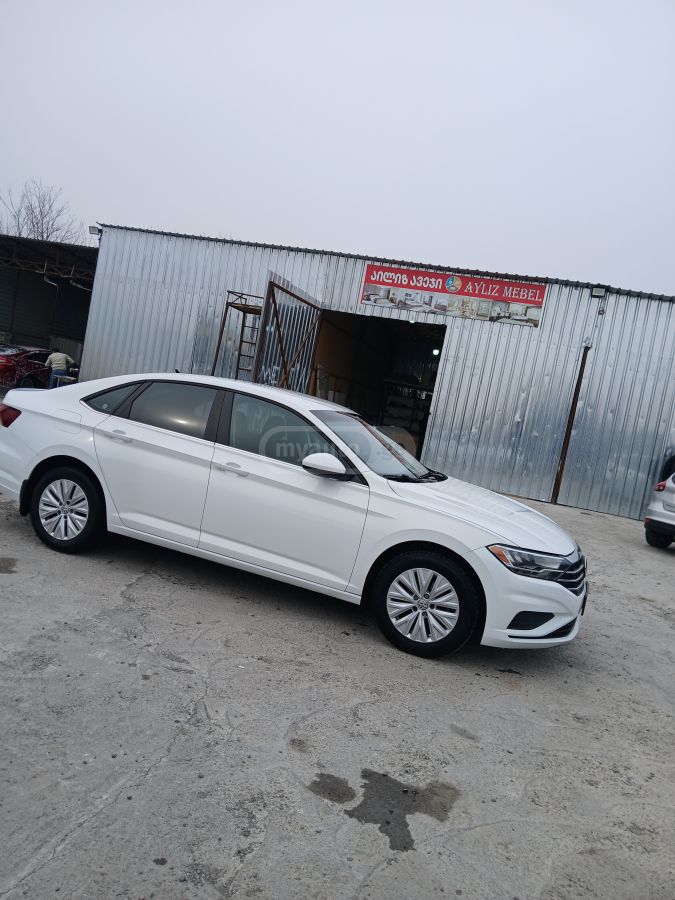 Volkswagen Jetta - фото 4