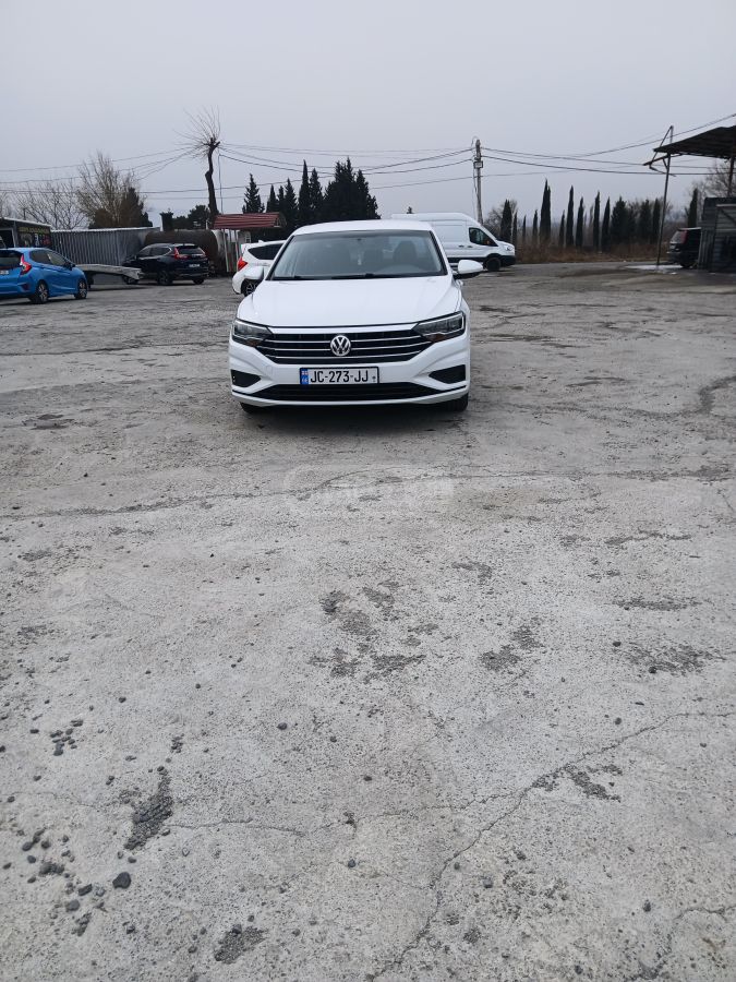 Volkswagen Jetta - фото 8