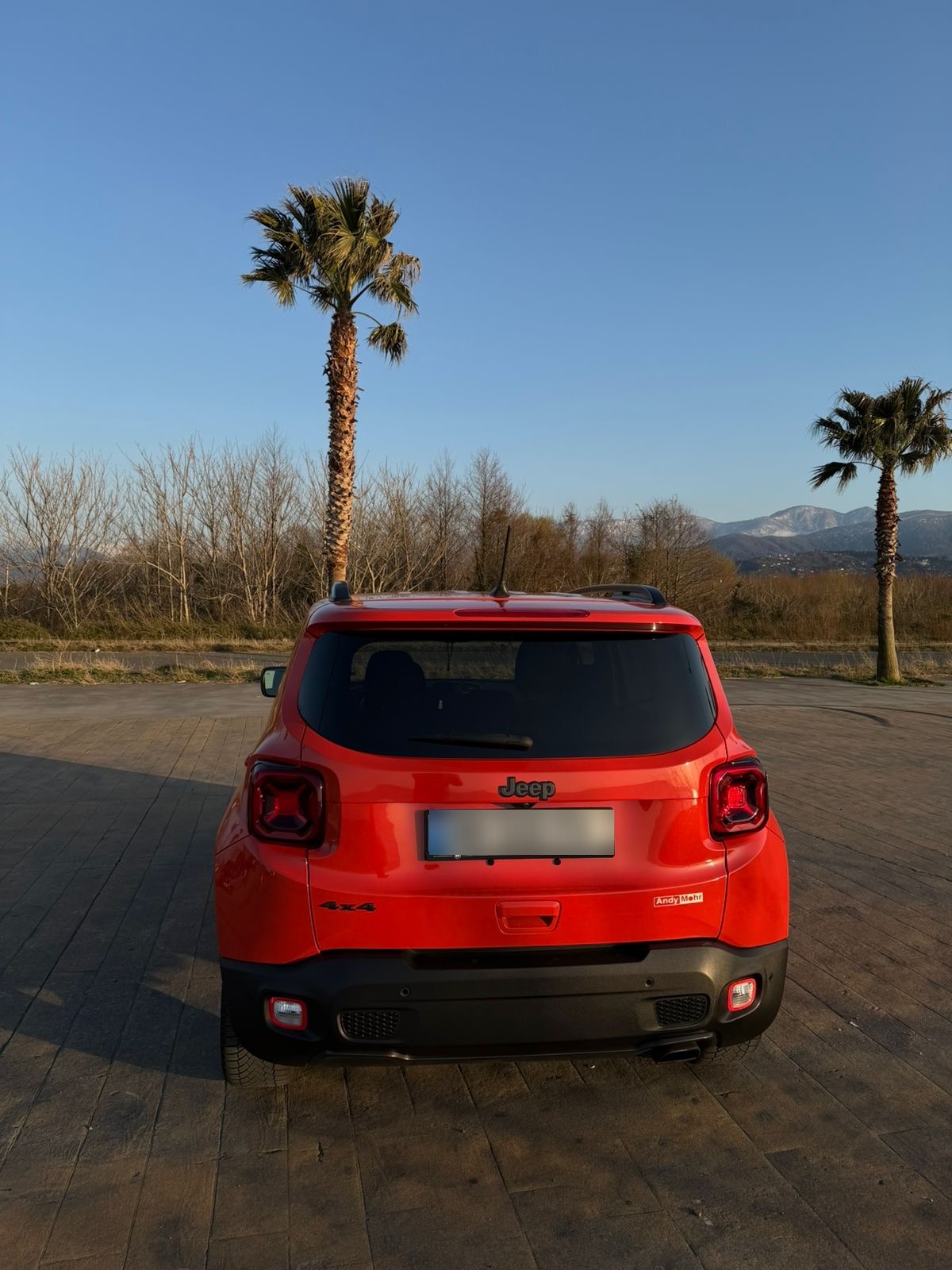 Jeep Renegade - фото 3
