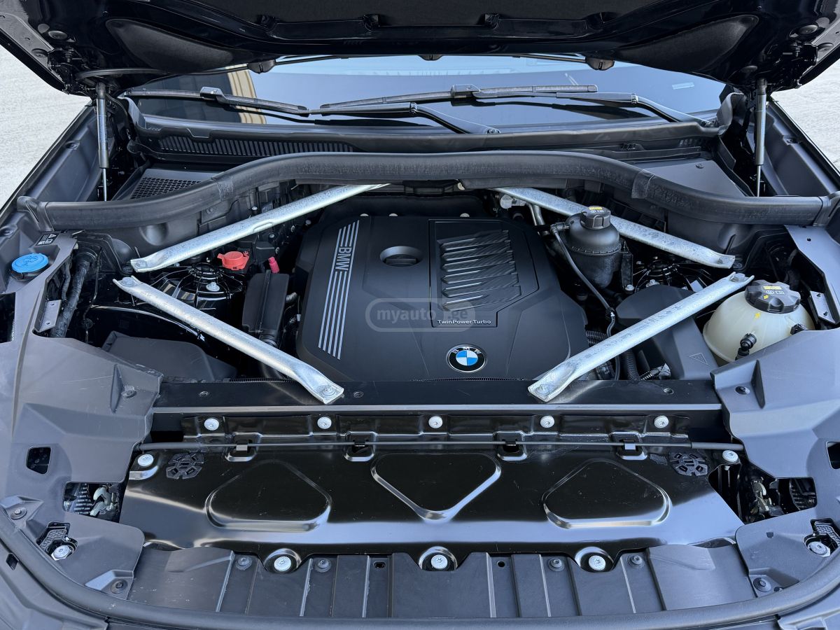 BMW X5 - фото 14