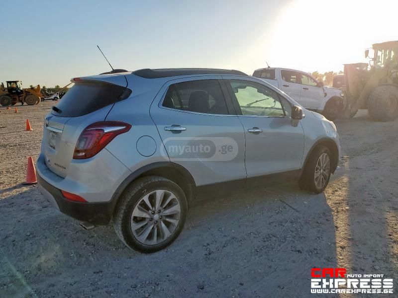 Buick Encore - фото 1