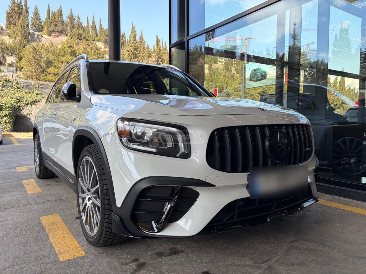 Mercedes-Benz GLB 250 - фото 2