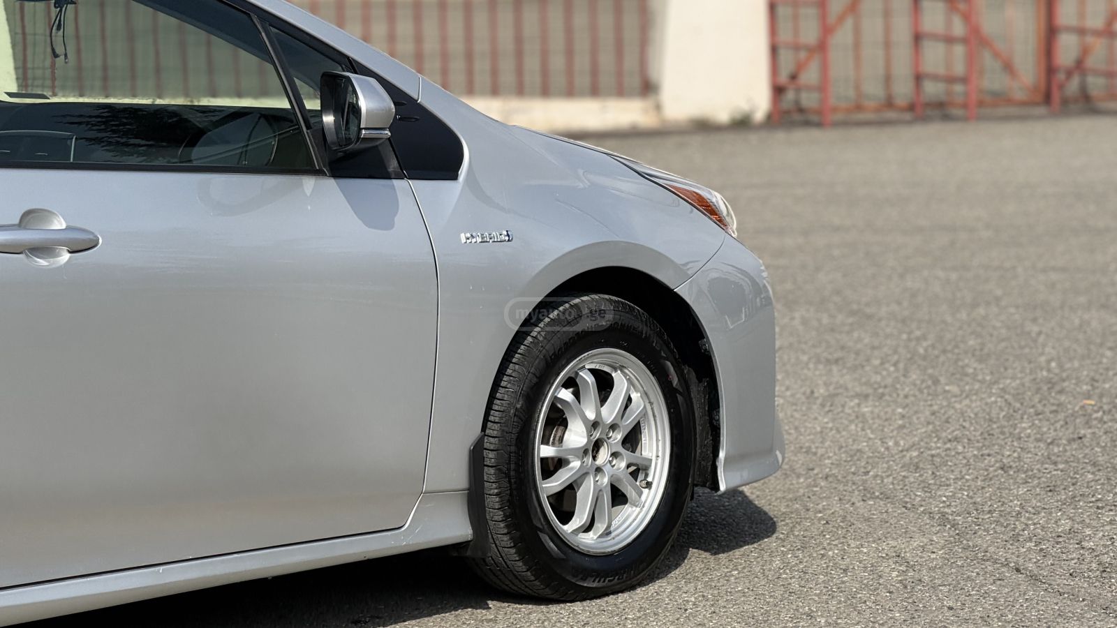 Toyota Prius - фото 10