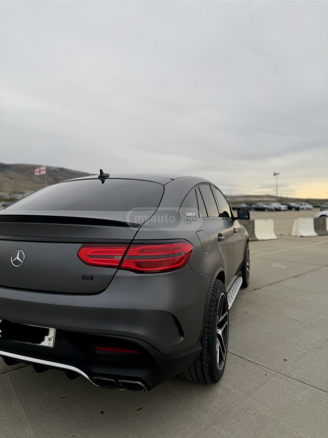Mercedes-Benz GLE 43 AMG - фото 3