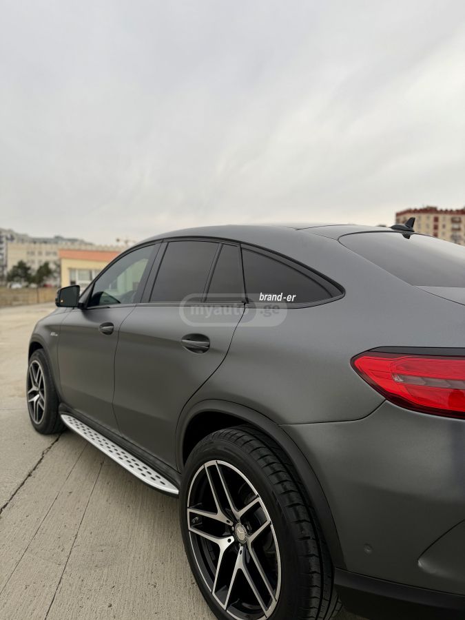 Mercedes-Benz GLE 43 AMG - фото 4