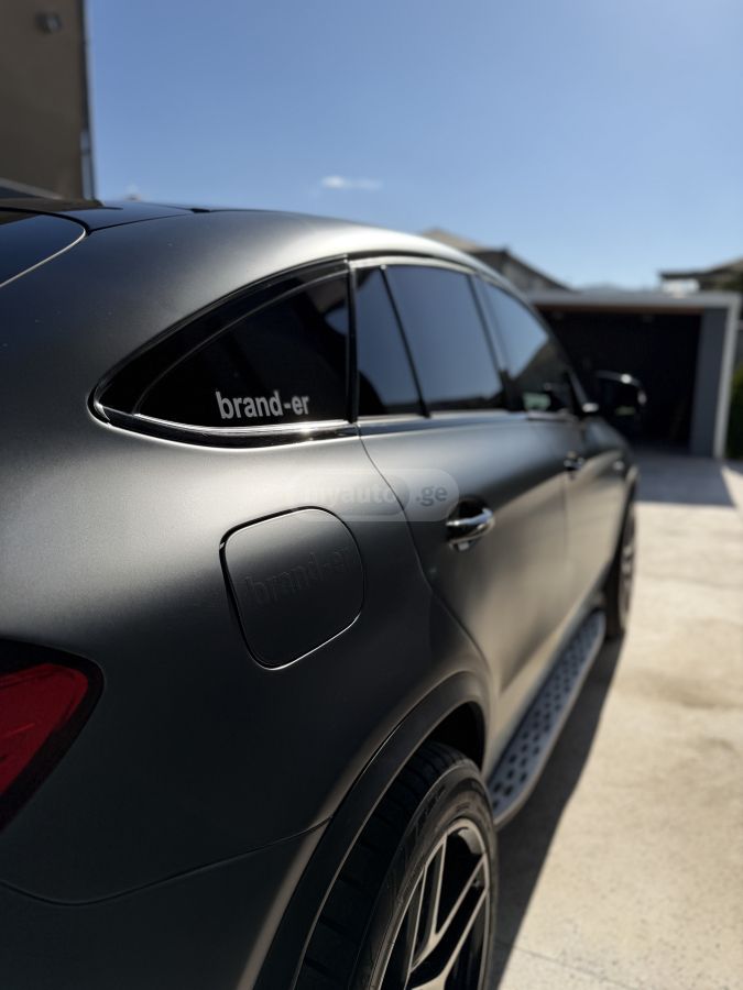 Mercedes-Benz GLE 43 AMG - фото 8
