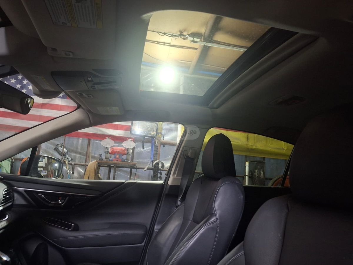 Subaru Limited 4dr All-Wheel Drive Se — миниатюра 12