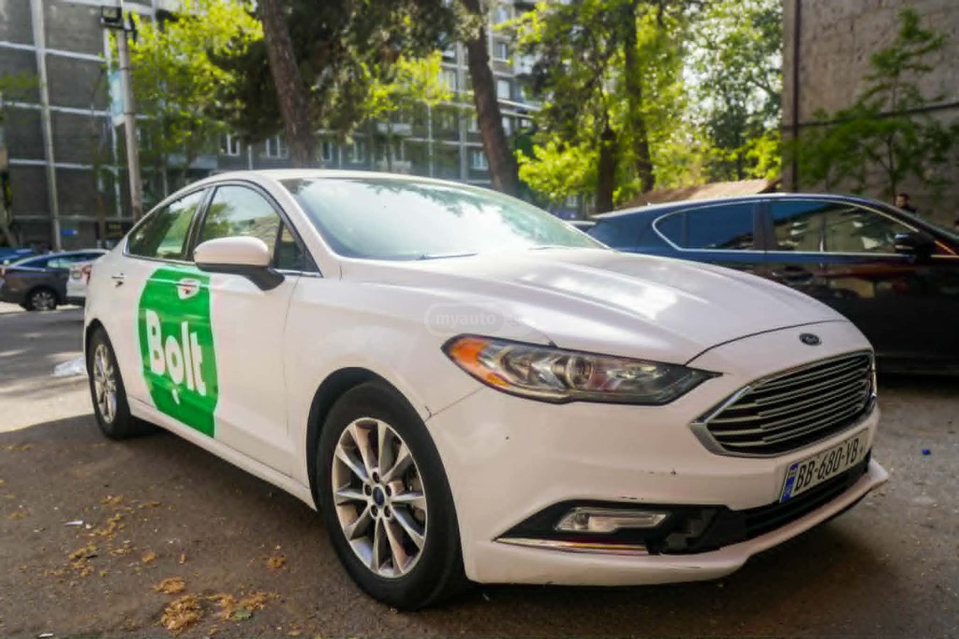 Ford Fusion - фото 1