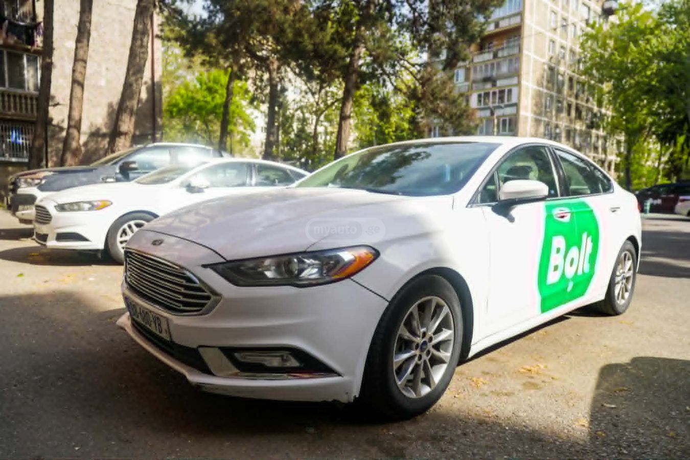 Ford Fusion - фото 2