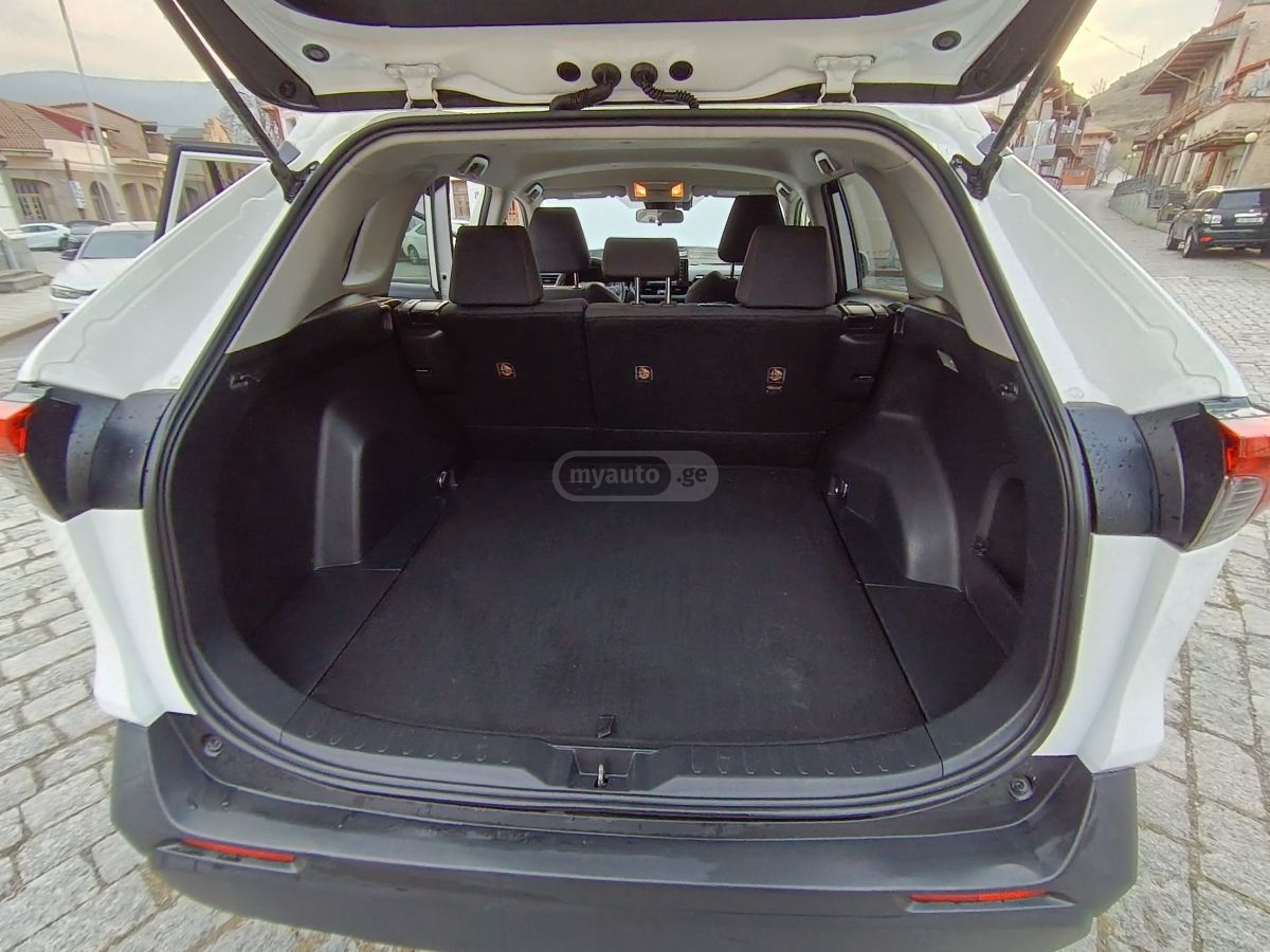 Toyota RAV 4 - фото 10