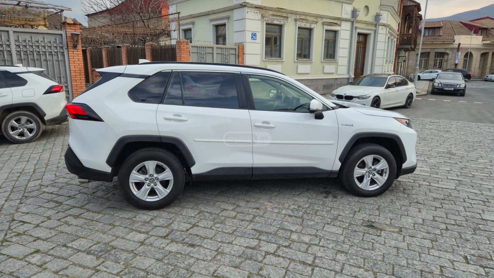 Toyota RAV 4 - фото 6