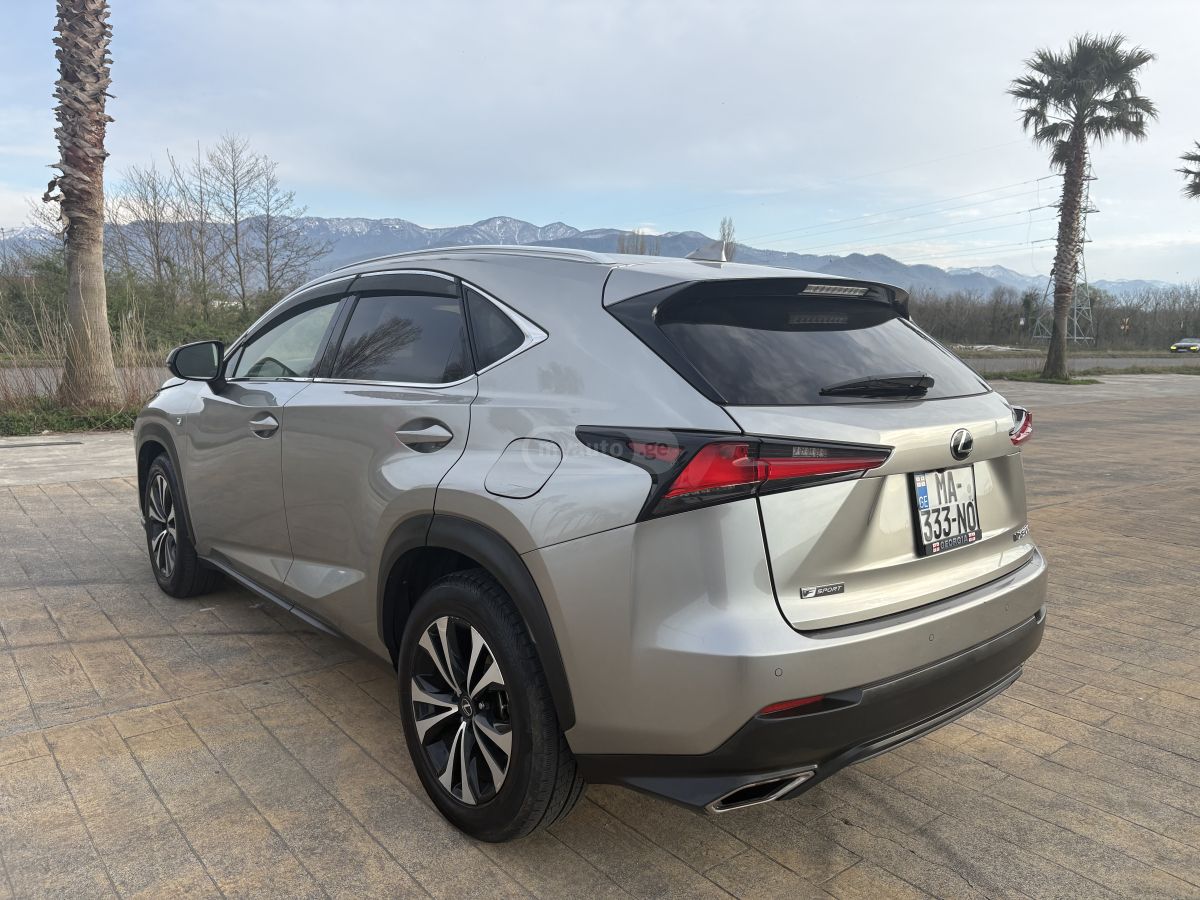 Lexus NX 300 - фото 4