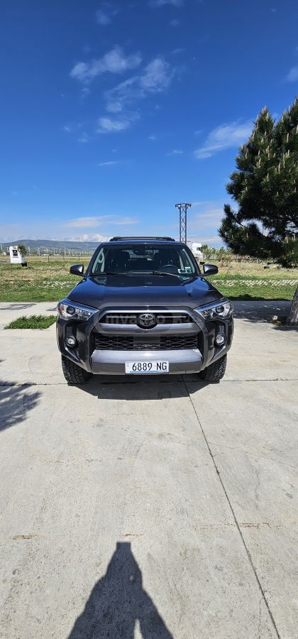 Toyota 4Runner - фото 8