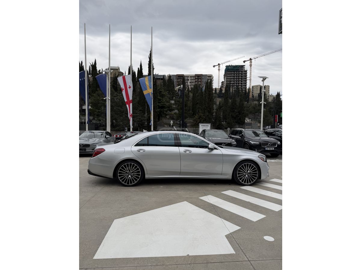 Mercedes-Benz S 560 - фото 4