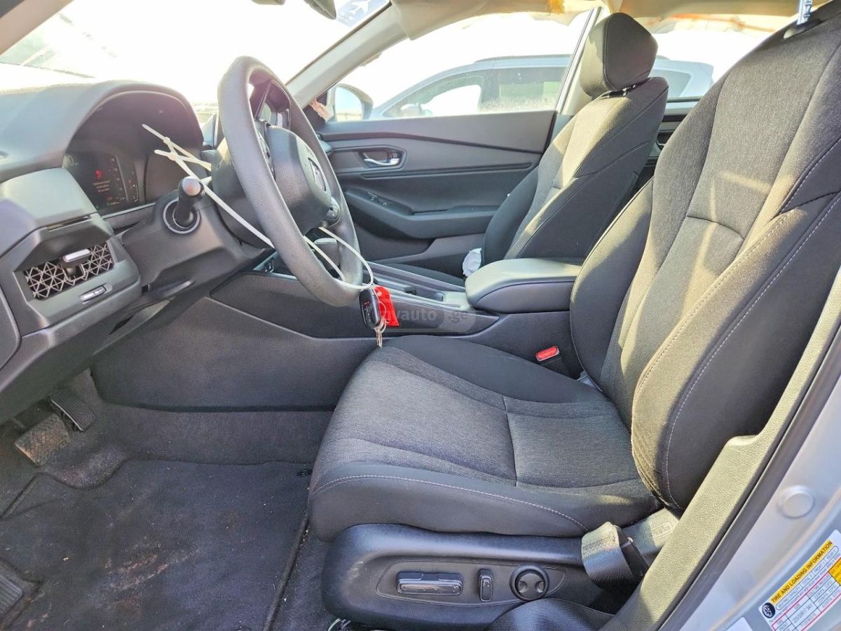 Honda Accord - фото 7