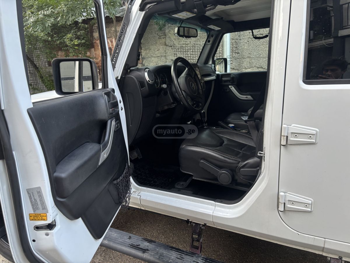 Jeep Wrangler - фото 3