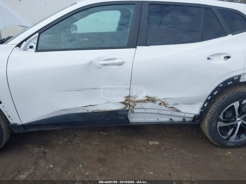 Chevrolet Trax - фото 9