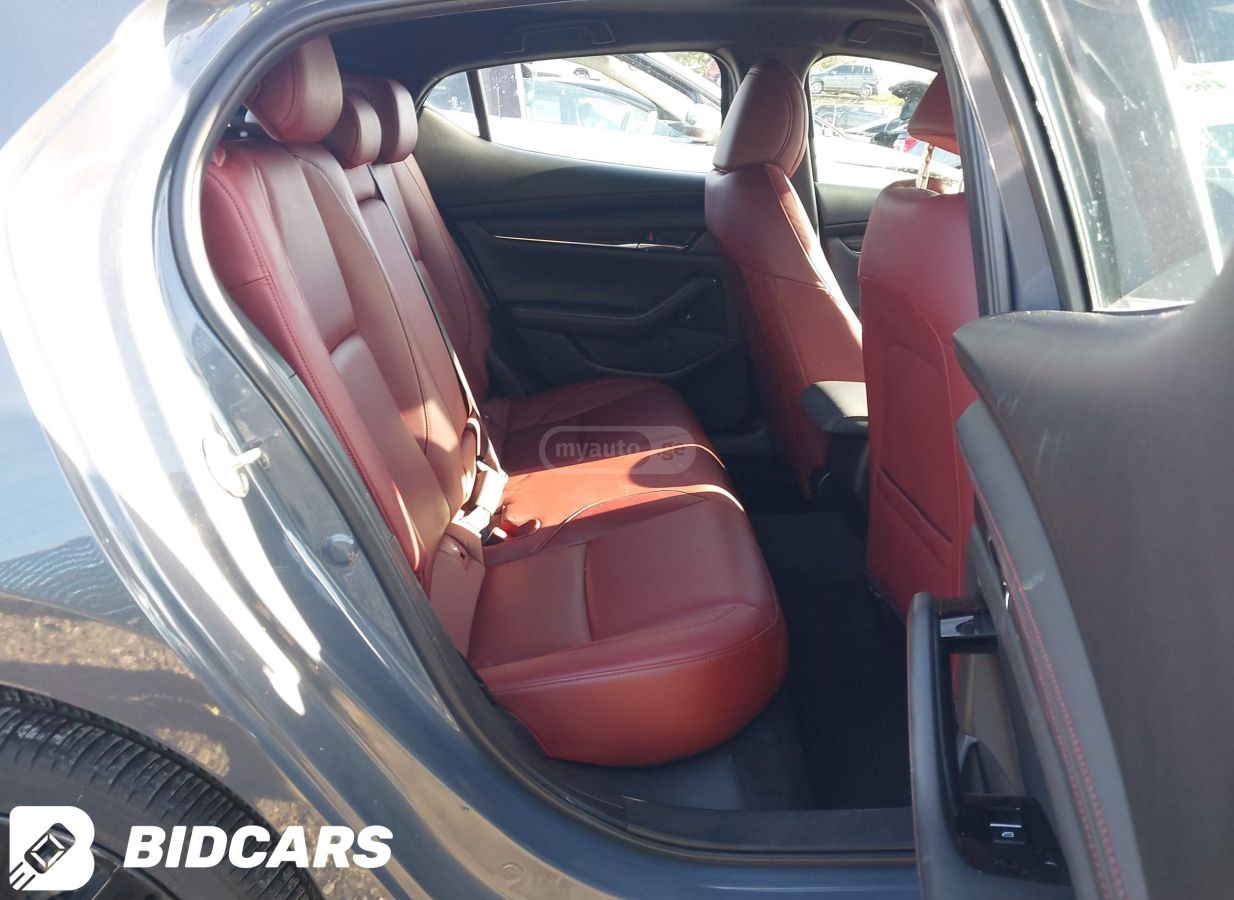 Mazda 2.5 S Carbon Edition — миниатюра 6