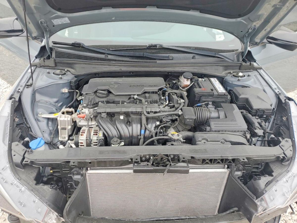 Hyundai Elantra - фото 9