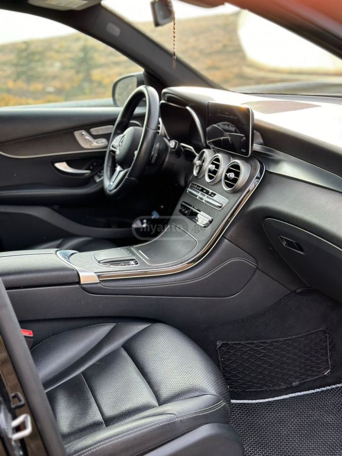 Mercedes-Benz GLC 300 - фото 3