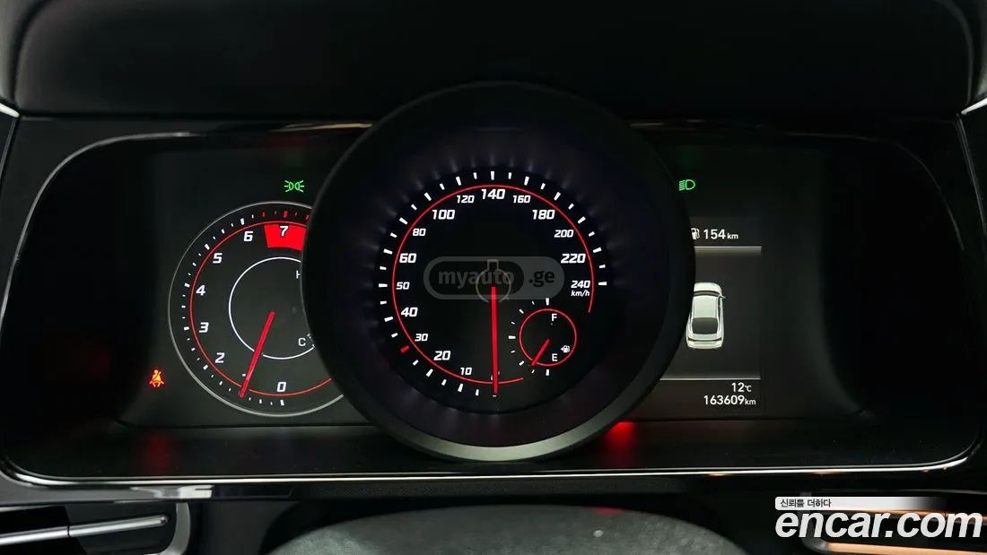 Hyundai Elantra - фото 8