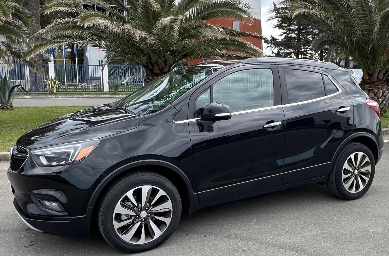 Buick Encore - фото 5